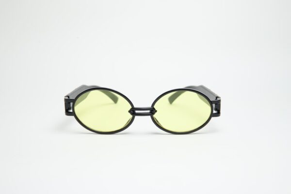 Retro Vintage Oval (Yellow)